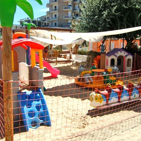 Hotel Paris Resort Bellaria-Igea Marina Dış mekan fotoğraf