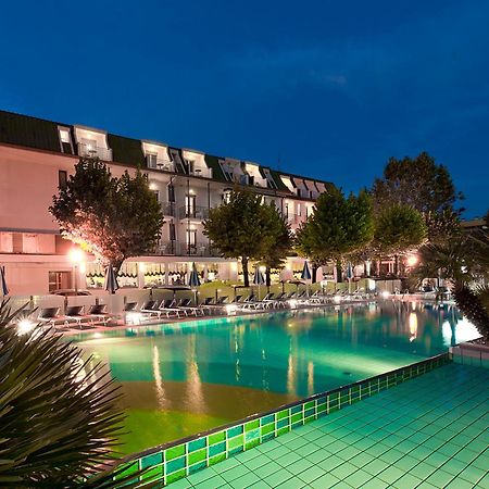 Hotel Paris Resort Bellaria-Igea Marina Dış mekan fotoğraf